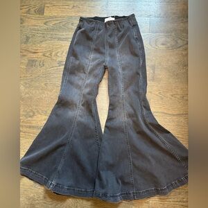 Women's Free People We the Free Cha Cha Flare Black Flared Jeans